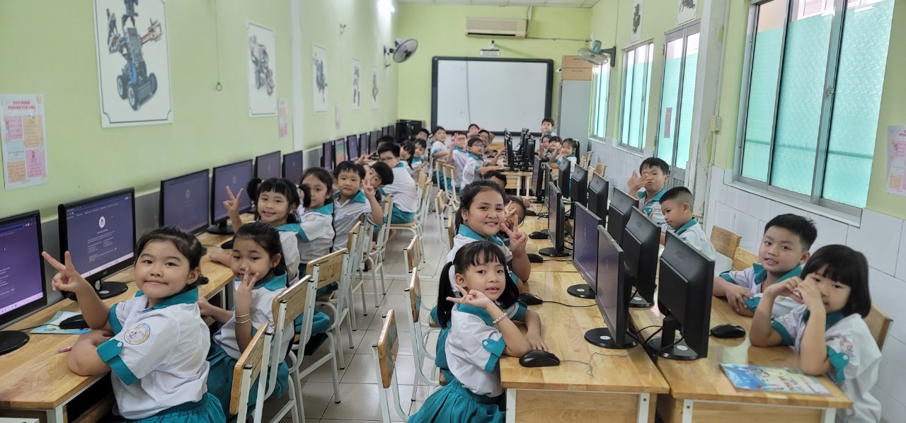 ¿Por qué el Departamento de Educación y Formación de Ciudad Ho Chi Minh investiga las capacidades de cientos de miles de estudiantes? - Foto 1.