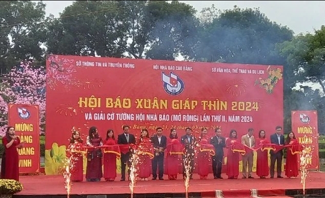 Khai mạc Hội báo Xuân và Giải cờ tướng Hội Nhà báo tỉnh Cao Bằng năm 2024