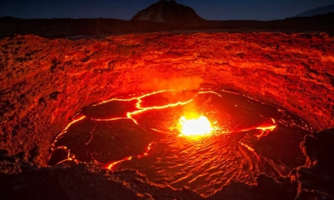 Der Lavasee am Berg Erta Ale entsteht regelmäßig. Foto: iStock