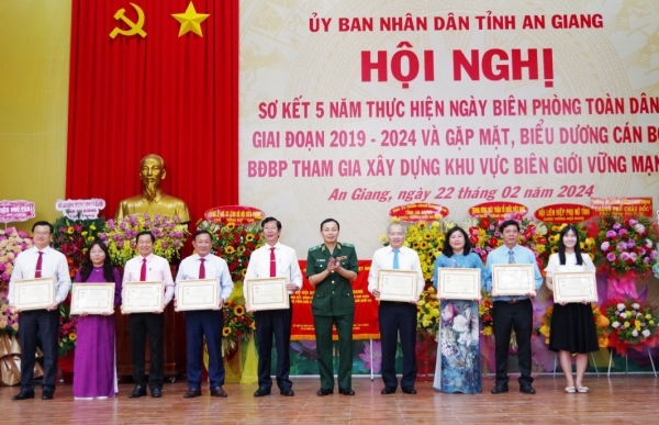 An Giang builds a border of peace, friendship, cooperation and development