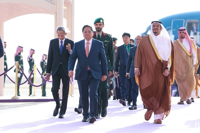 Prime Minister Pham Minh Chinh begins working visit to Saudi Arabia