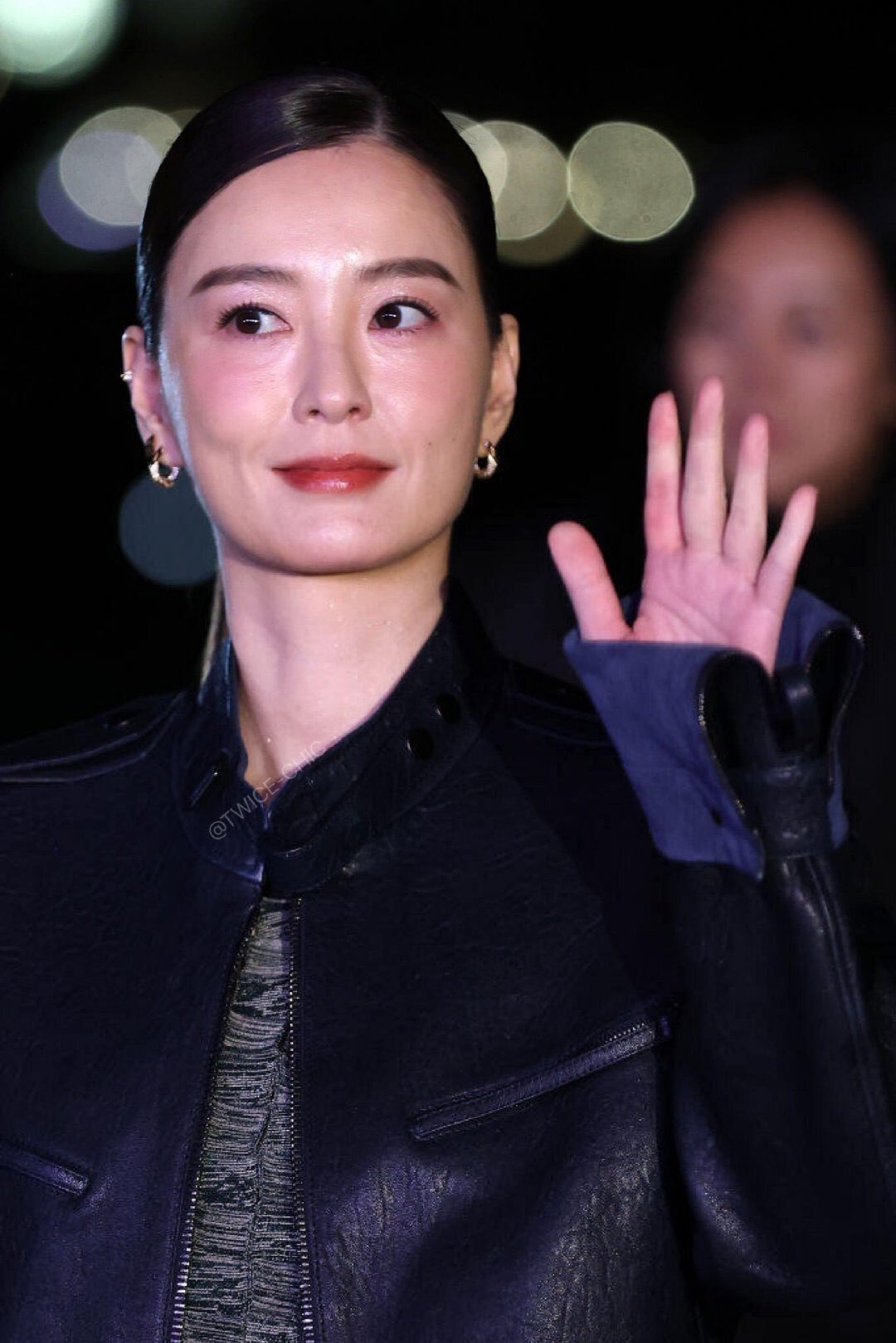 Son Heung Min xuất hiện cùng mợ chảnh Jun Ji Hyun sau vụ xô xát ảnh 15