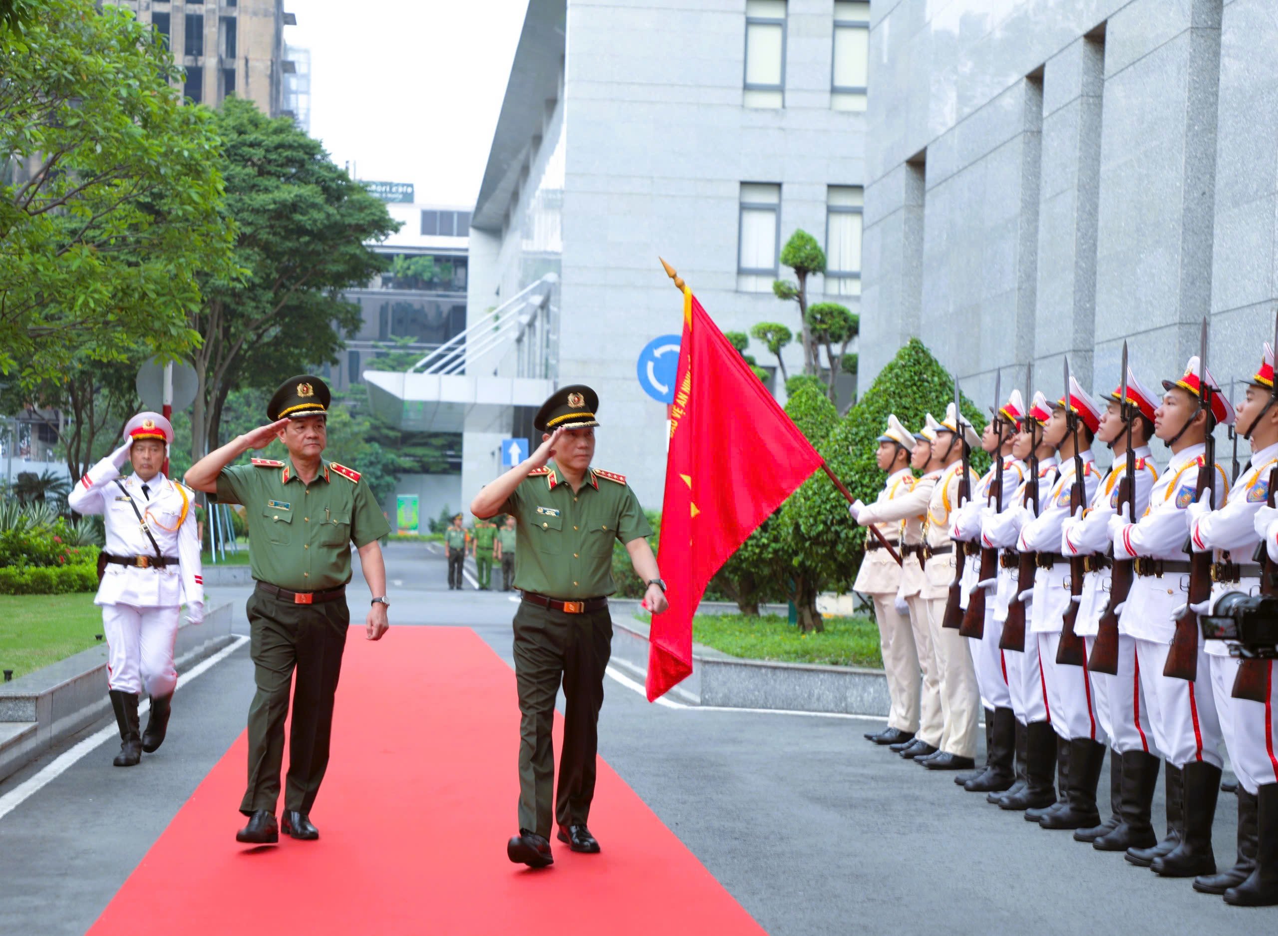 6 điểm nổi bật của Công an TP HCM trong năm 2024- Ảnh 2.