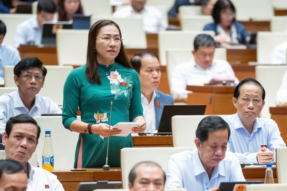 Đại biểu Quốc hội Nguyễn Thị Yến Nhi (Đoàn đại biểu Quốc hội tỉnh Bến Tre) - Ảnh: Quochoi.vn