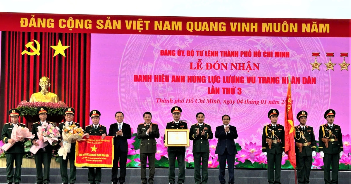 Ho Chi Minh City Command received the title of Hero of the People's Armed Forces for the third time.