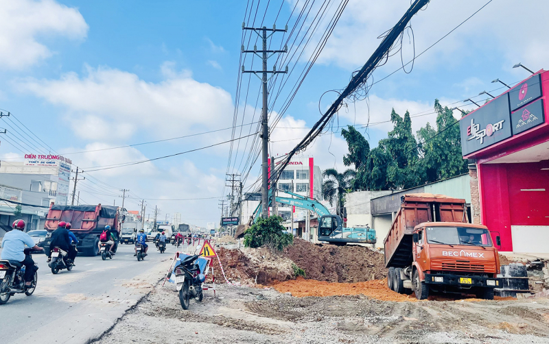 Chủ tịch tỉnh Bình Dương yêu cầu tập trung triển khai đúng tiến độ các công trình giao thông trọng điểm