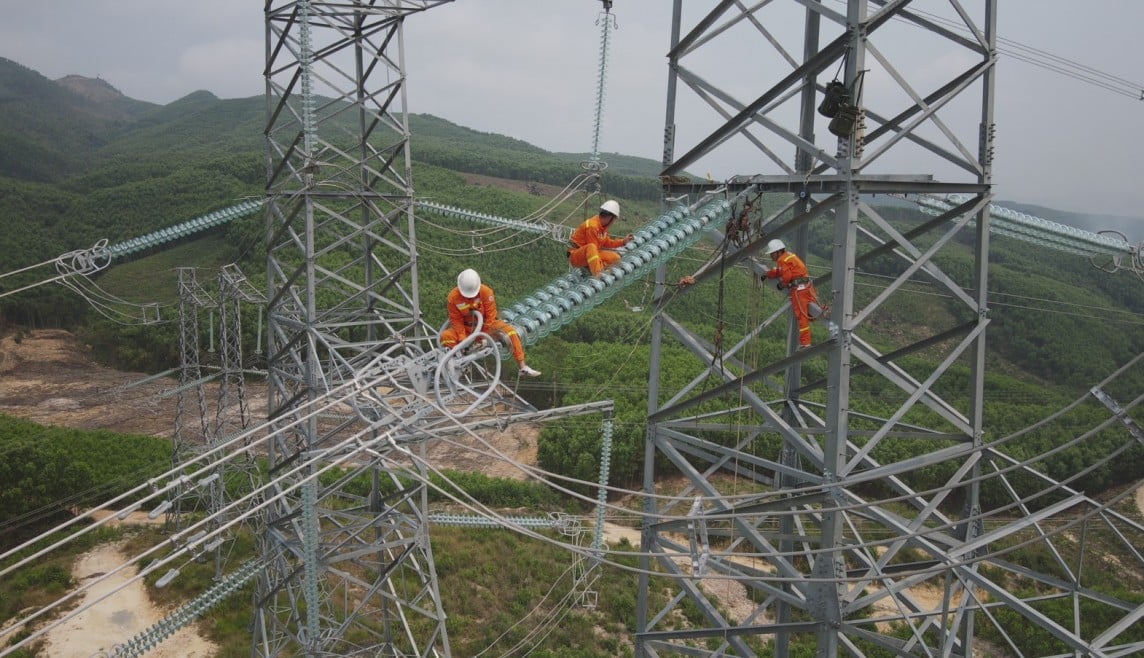 Relations Vietnam-Laos : points forts de la coopération dans le secteur de l'énergie