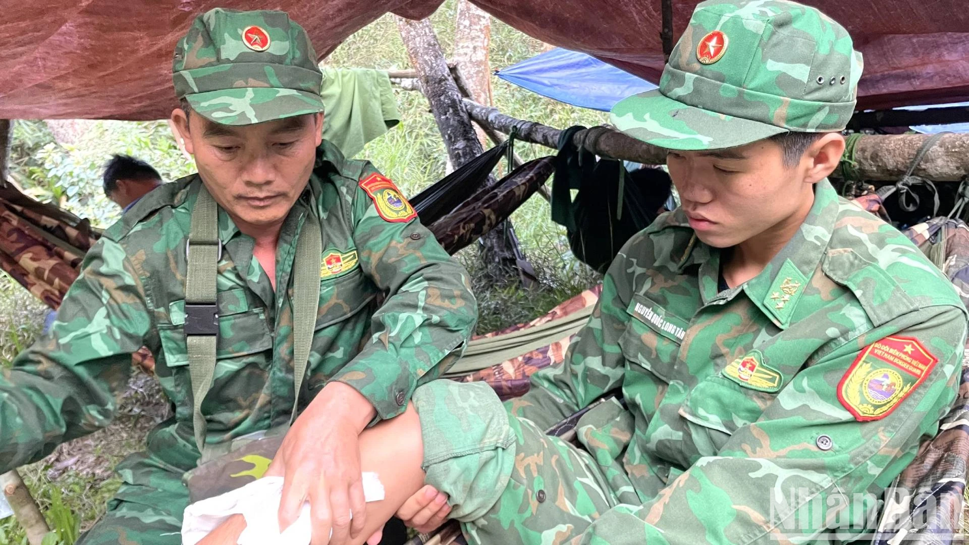 [Ảnh] Hành trình kiểm tra cột mốc biên cương trên đỉnh Giăng Màn ảnh 6