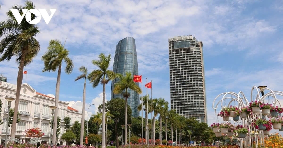 Herr Nguyen Van Quang ist Vorsitzender des Lenkungsausschusses des Da Nang Financial Center.