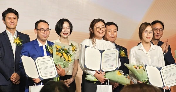 More than 3,250 Vietnamese students receive scholarships from a Korean corporation