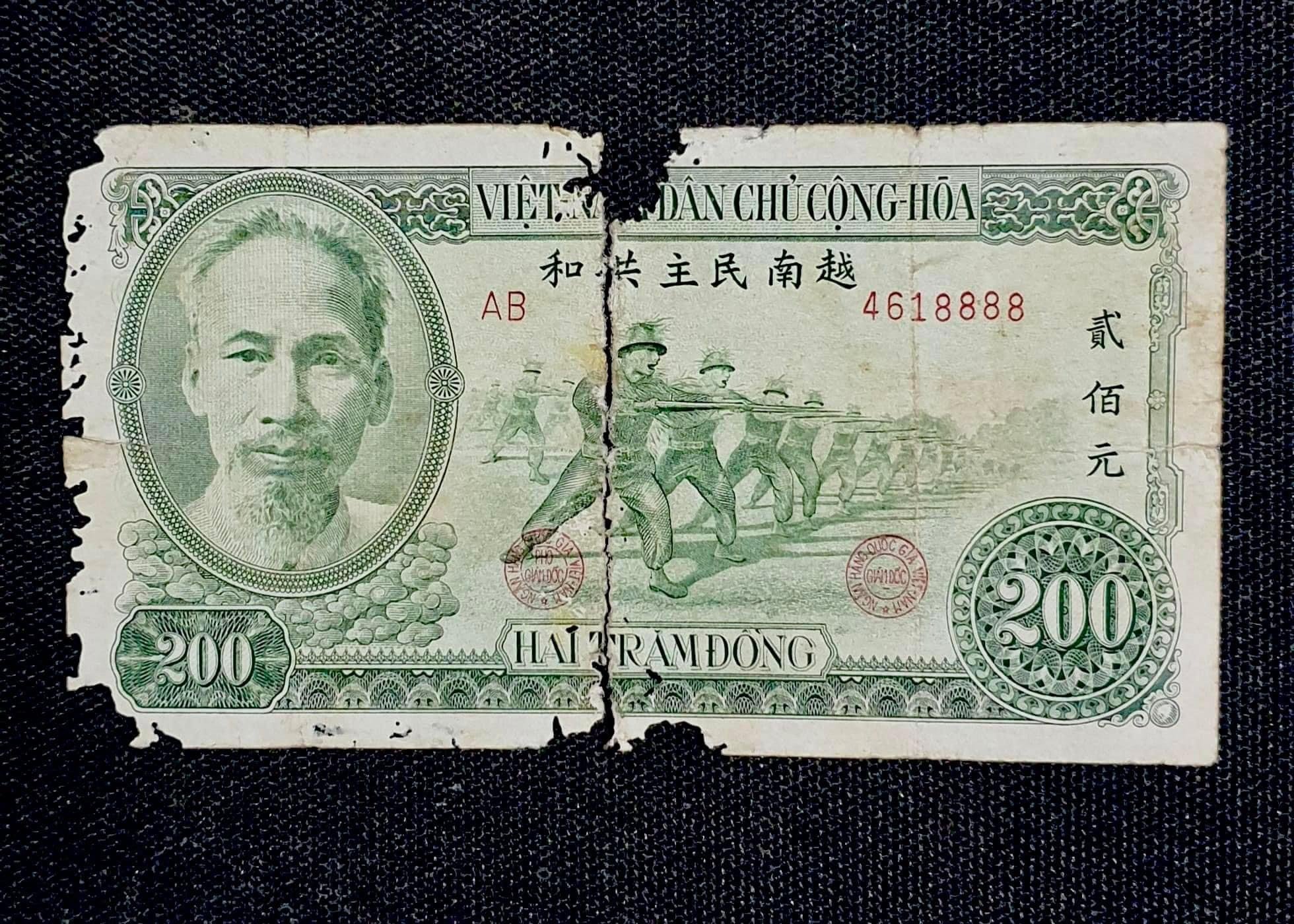 Vá và vẽ tiền giấy cổ - 'thú chơi' độc đáo của chàng trai 10X- Ảnh 18.