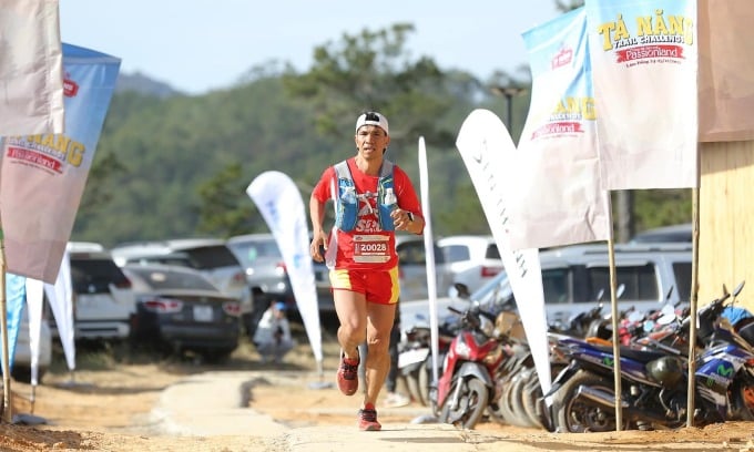 Mr. Hoang Diep on the Ta Nang trail running route in November 2023. Photo: Ta Nang Trail