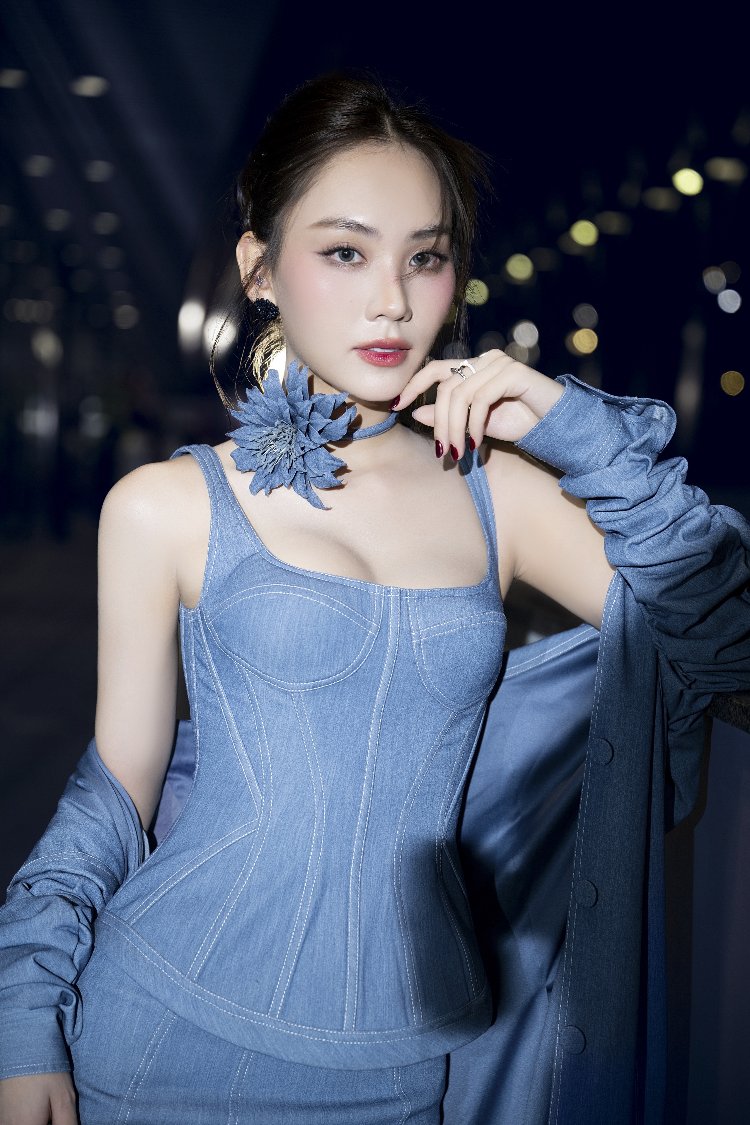 Dàn hoa hậu đổ bộ thảm đỏ sự kiện, mê mẩn ánh nhìn - Ảnh 2.