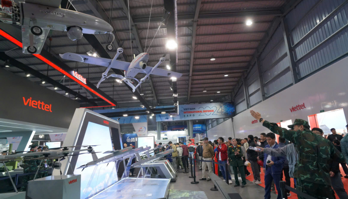 Thousands watch Vietnam International Defense Exhibition 2024