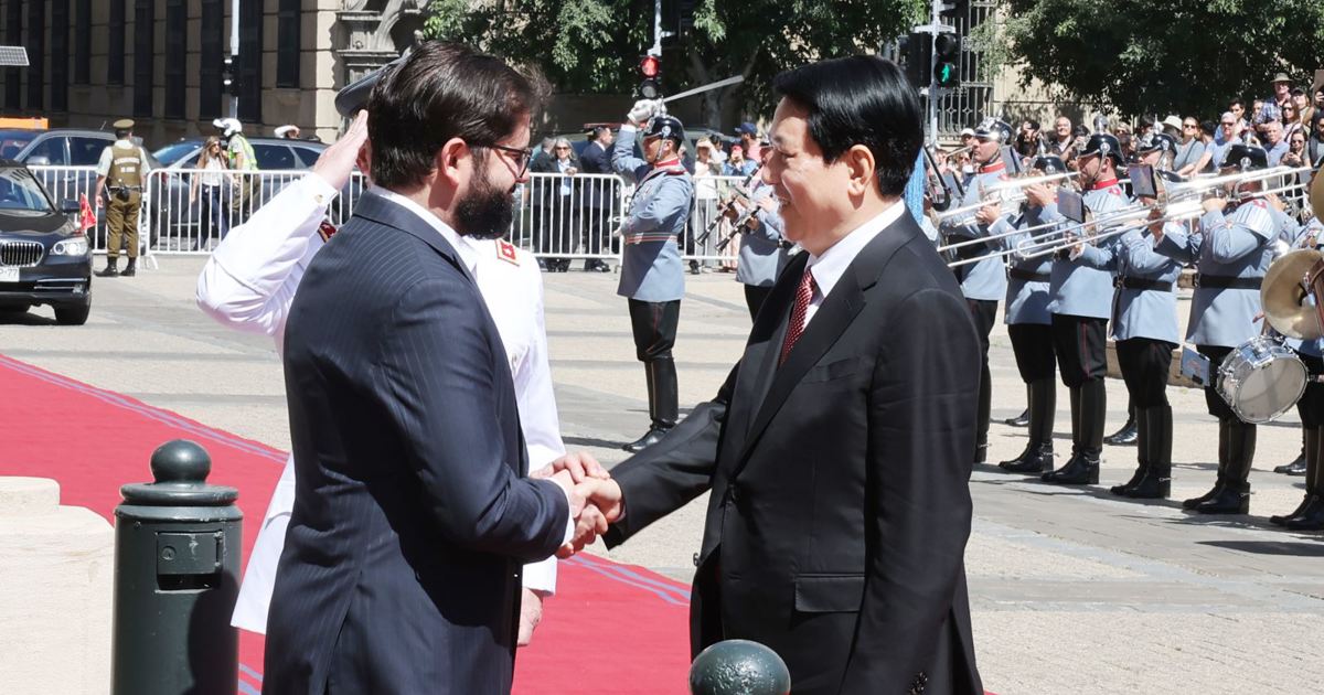 Der chilenische Präsident Gabriel Boric war Gastgeber der Begrüßungszeremonie für Präsident Luong Cuong.