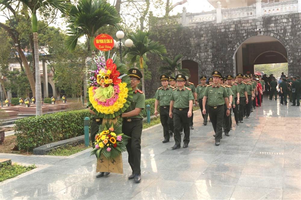 Văn phòng Bộ Công an về nguồn, tri ân hướng về kỷ niệm 70 năm Chiến thắng Điện Biên Phủ