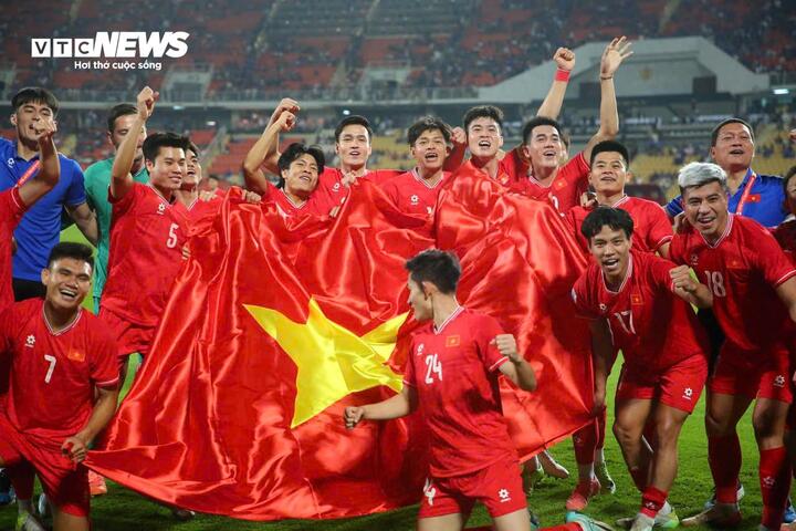 Emotiva victoria del fútbol vietnamita.