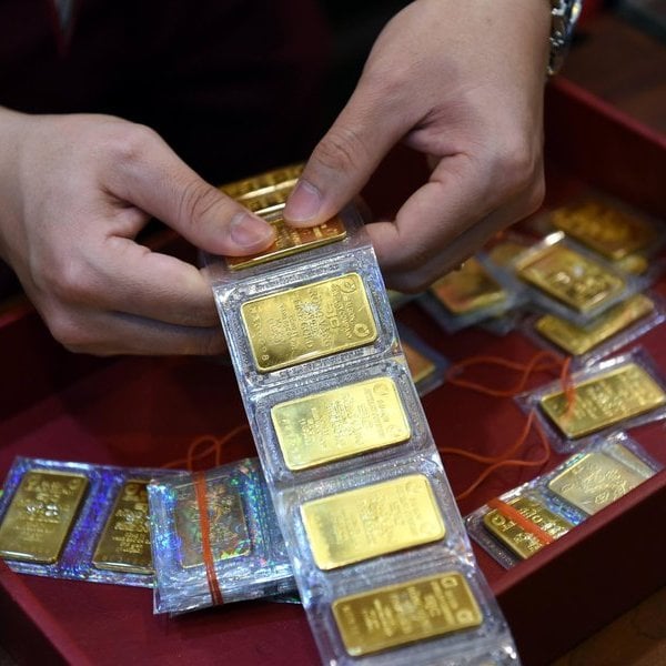 The State Bank will increase the supply of gold bars to handle the difference in gold prices.