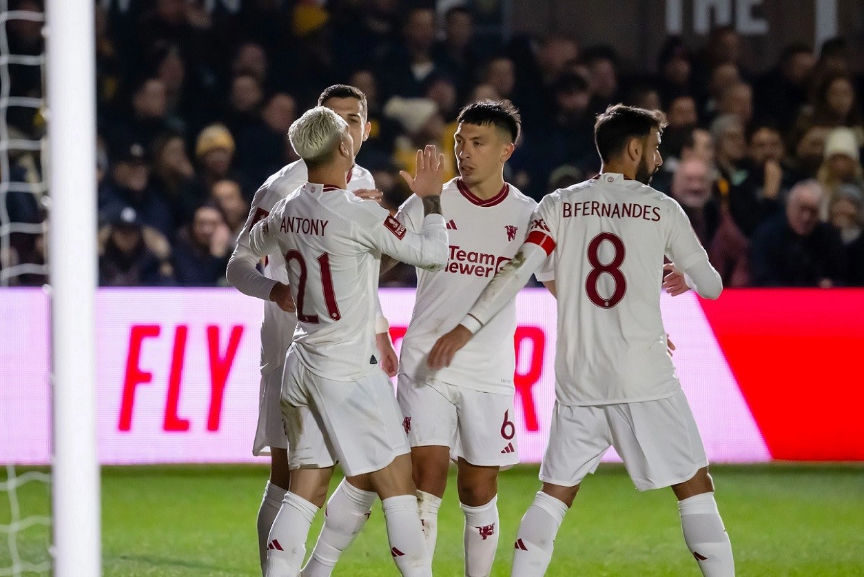 Sau chiến thắng đậm, Man Utd và Liverpool vào vòng 5 FA Cup