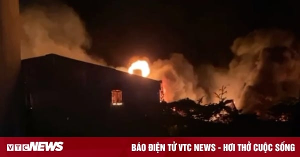 Ho-Chi-Minh-Stadt: Großes Feuer in Binh Chanh, viele Gebäude brannten vollständig nieder