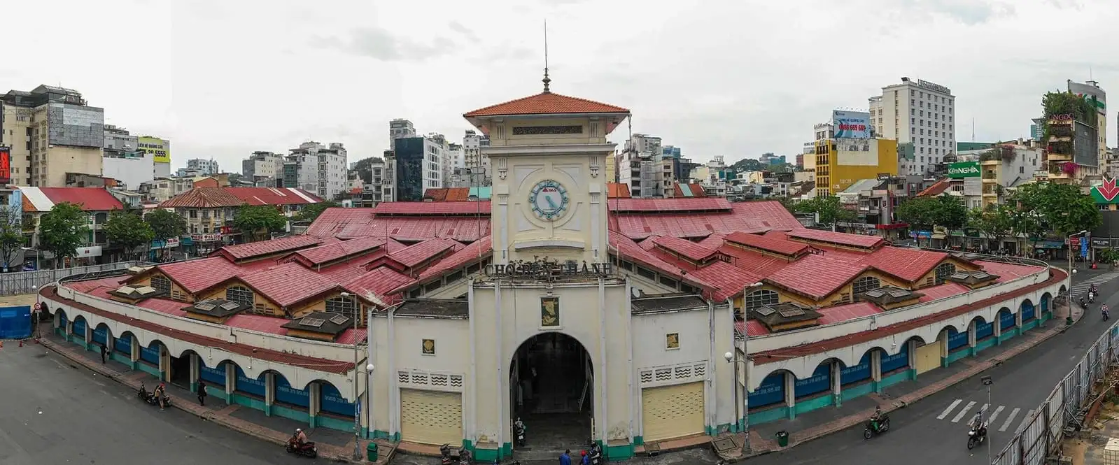 Biến chợ Bến Thành thành điểm check-in hấp dẫn