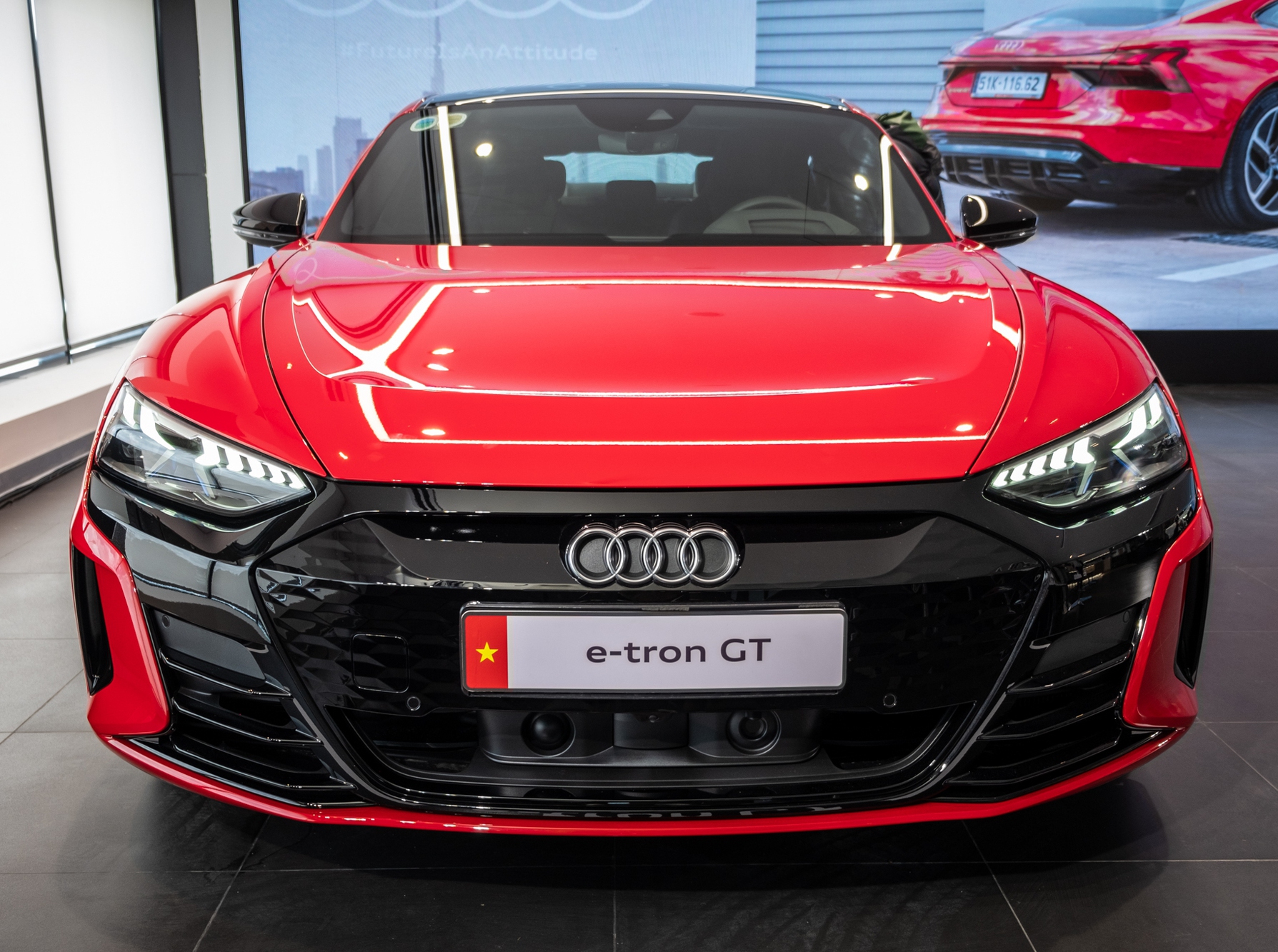 ក្រុមហ៊ុន Audi Vietnam ប្រមូលមកវិញនូវការត្រួតពិនិត្យថាមពលថ្មវ៉ុលខ្ពស់លើរថយន្ត Audi e-tron GT និង RS e-tron GT