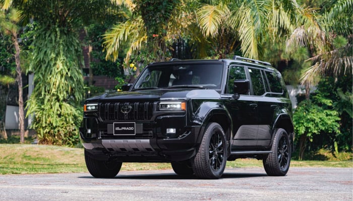 Lancement de la nouvelle génération de Toyota Land Cruiser Prado 2024 sur le marché vietnamien