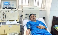 Male nurse performed emergency blood transfusion to help patient escape critical condition