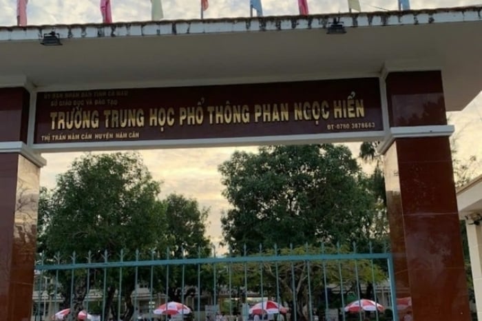 Phan Ngoc Hien High School (Bezirk Nam Can, Provinz Ca Mau).