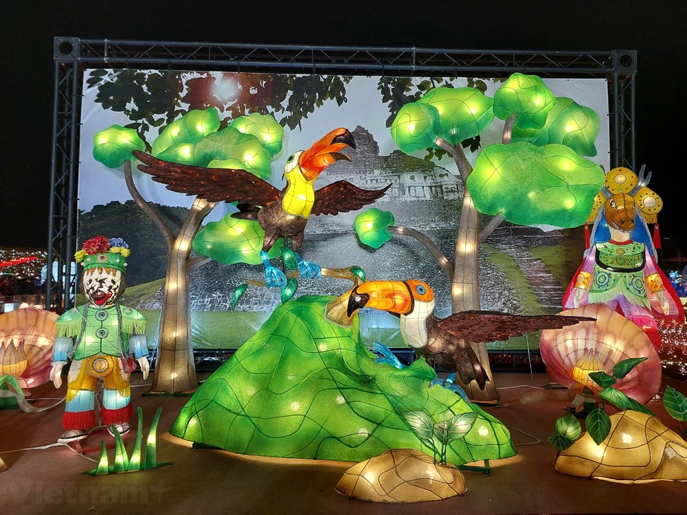 vnp_lantern14.jpg