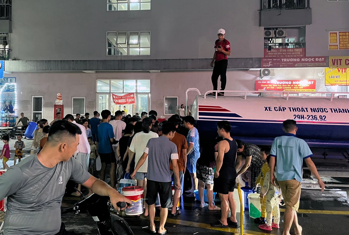 De nombreux quartiers résidentiels de Hanoi ont été privés d’eau.