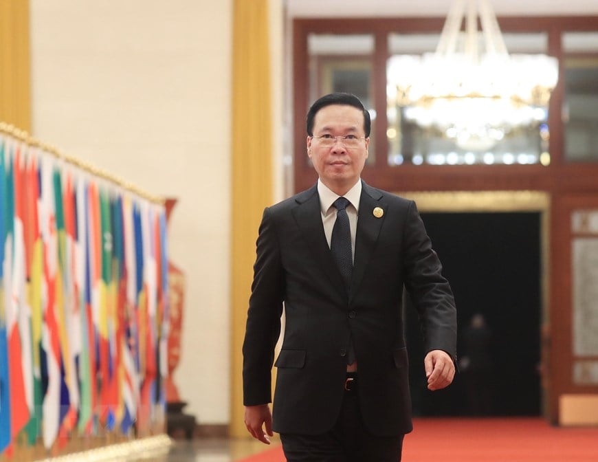 President attends reception to welcome Belt and Road Forum