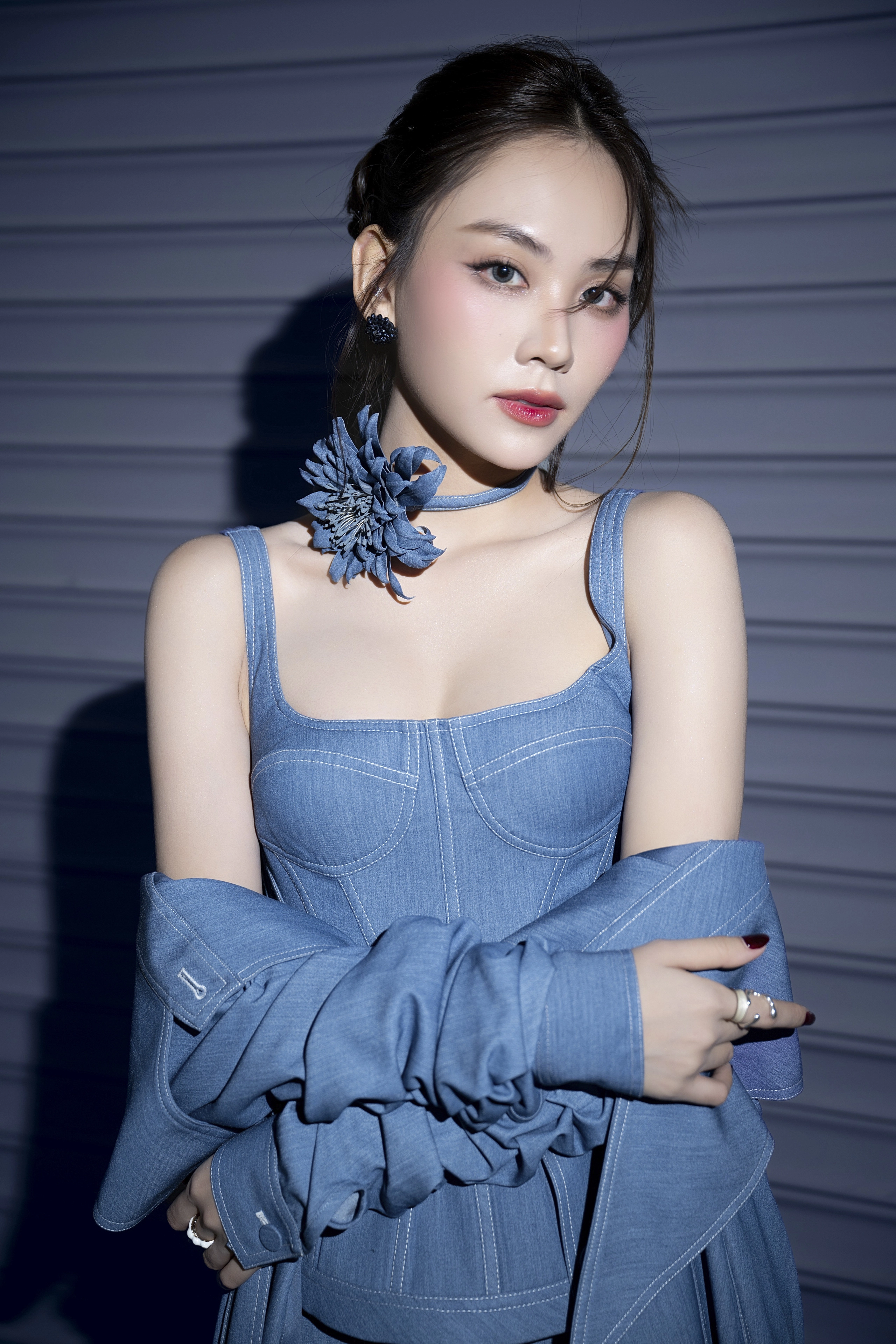 Dàn hoa hậu đổ bộ thảm đỏ sự kiện, mê mẩn ánh nhìn - Ảnh 1.