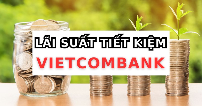 How much interest do I receive if I save 400 million VND for 10 months at Vietcombank?