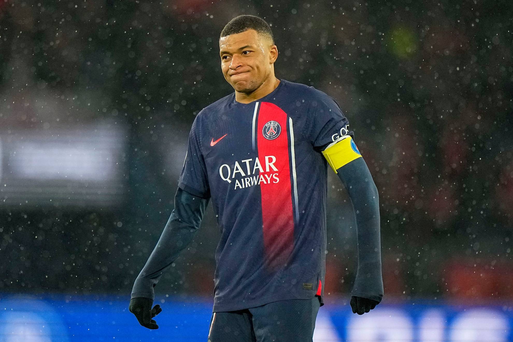 HLV PSG Luis Enrique tuyên bố gây sốc với Mbappe- Ảnh 2.