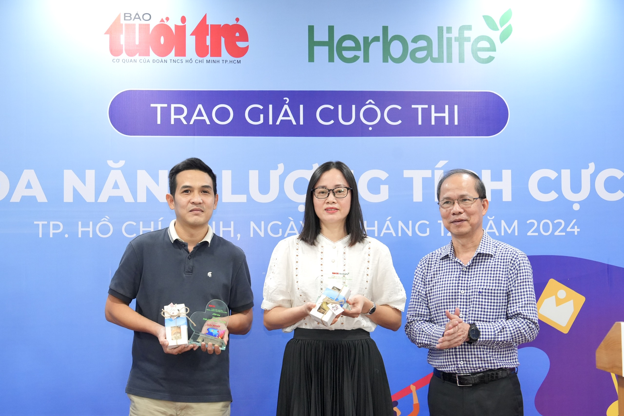 Báo Tuổi Trẻ trao giải Cuộc thi 