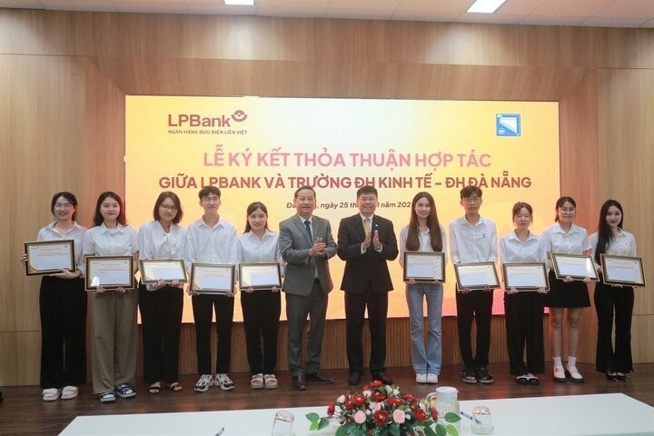 LPBank und University of Economics – University of Danang haben eine umfassende Kooperationsvereinbarung unterzeichnet – 2