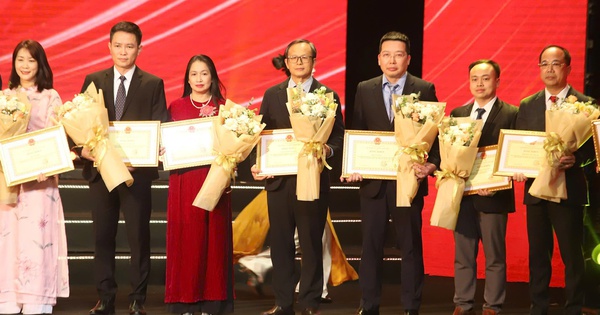 83 excellent works won the 3rd Dien Hong Award