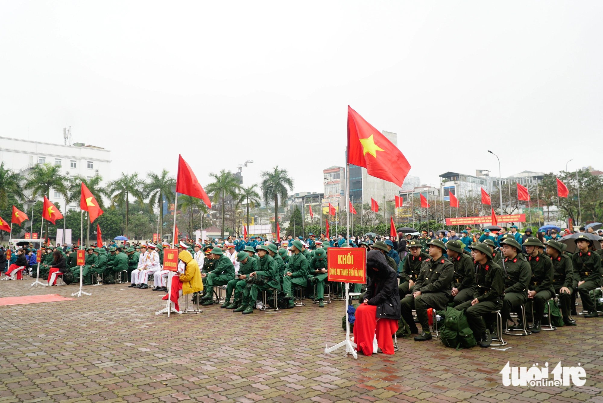 74 tân binh tại quận Ba Đình chuẩn bị lên đường nhập ngũ