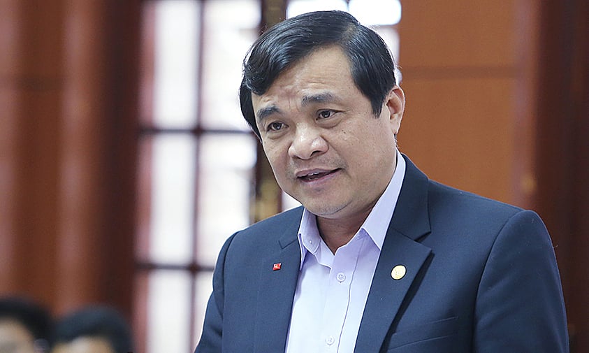 El ex secretario del Partido de Quang Nam, Phan Viet Cuong, deja de ser miembro del Comité Central