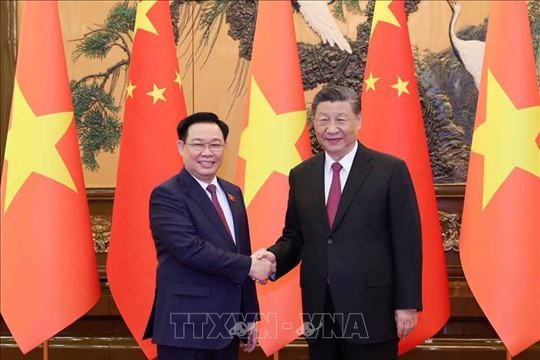 Chủ tịch Quốc hội Vương Đình Huệ hội kiến Tổng Bí thư, Chủ tịch nước Trung Quốc Tập Cận Bình