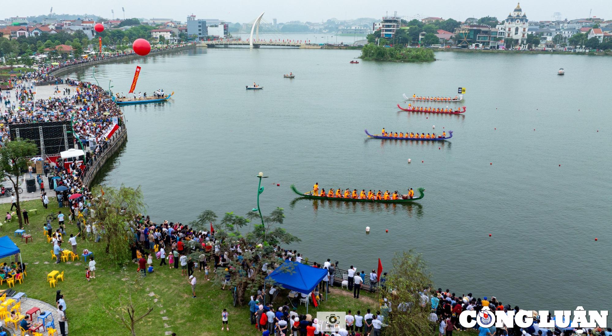 phu tho doi chai bach hac vo dich giai boi chai thanh pho viet tri mo rong 2024 hinh 1