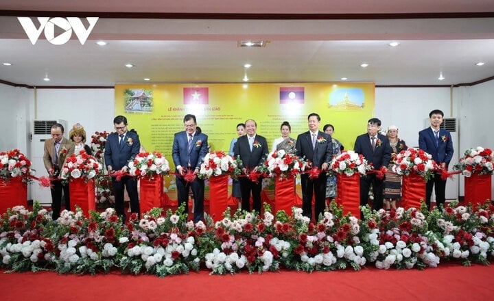 Lao leaders hope VOV will continue to support the development of the radio sector - 9