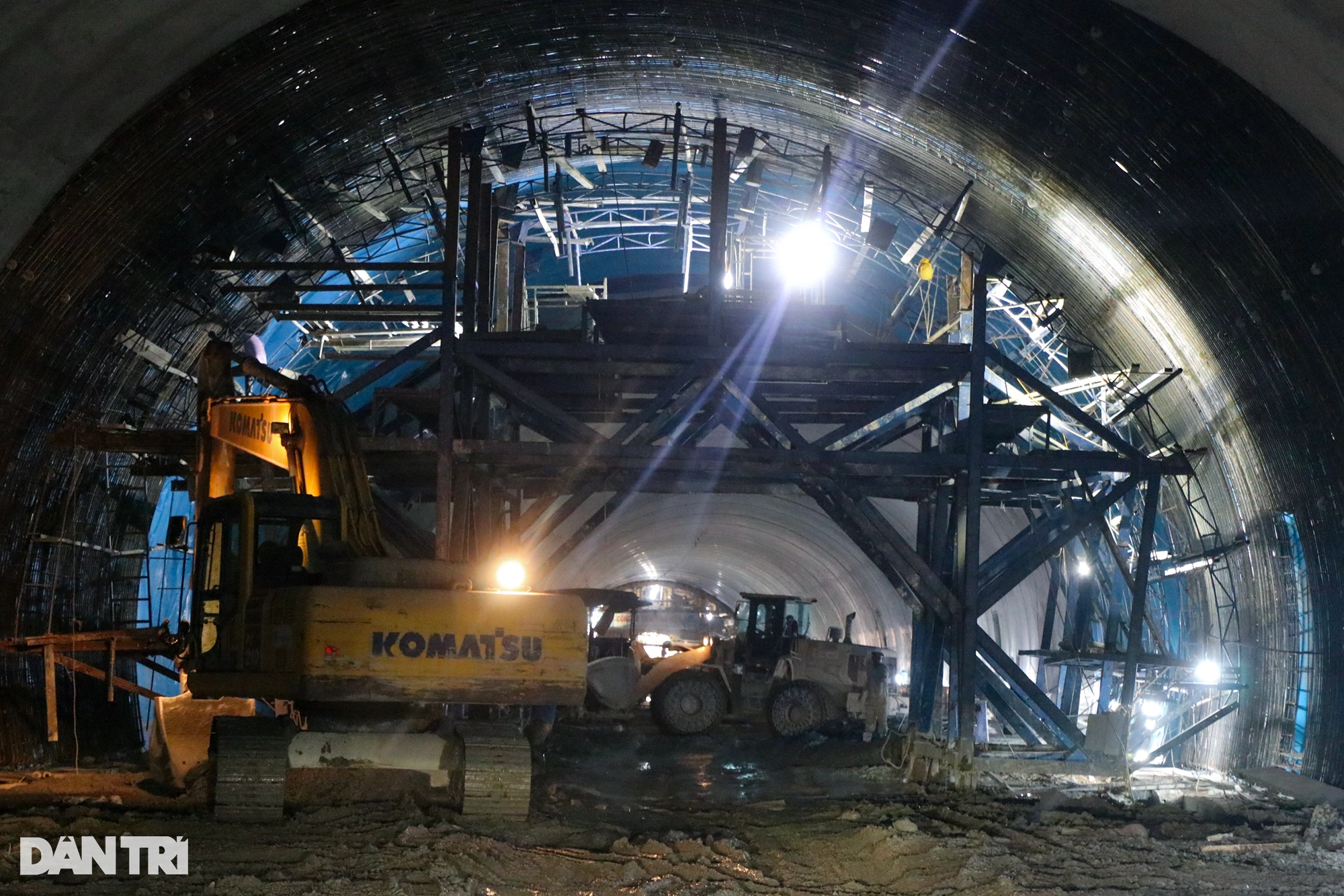 Inside Than Vu tunnel less than 1 month from 'target progress'