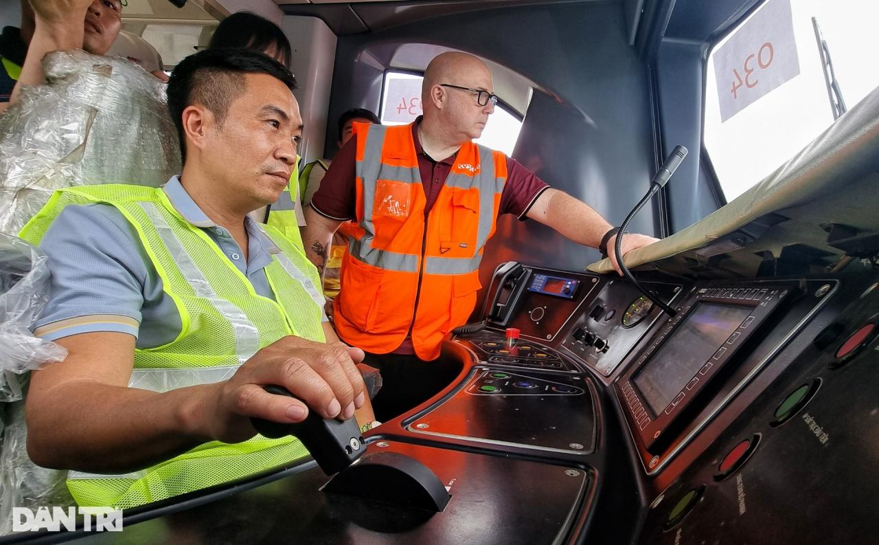 Bên trong lò đào tạo lái tàu metro Nhổn - Ga Hà Nội - 11