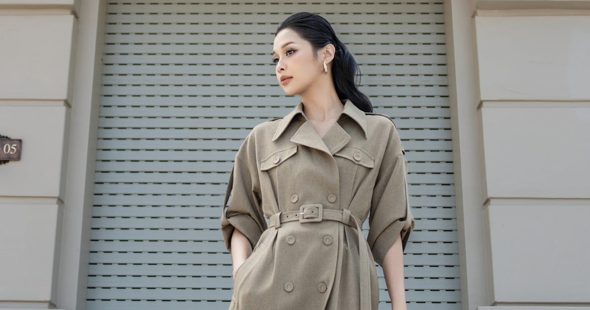 The trench coat is a type of coat that flatters all body types.