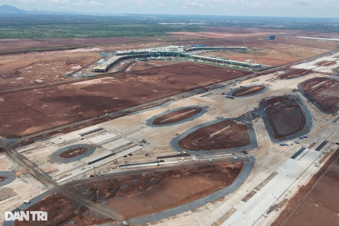 « Test de fonctionnement » de la piste de l'aéroport de Long Thanh avant le 30 avril 2025