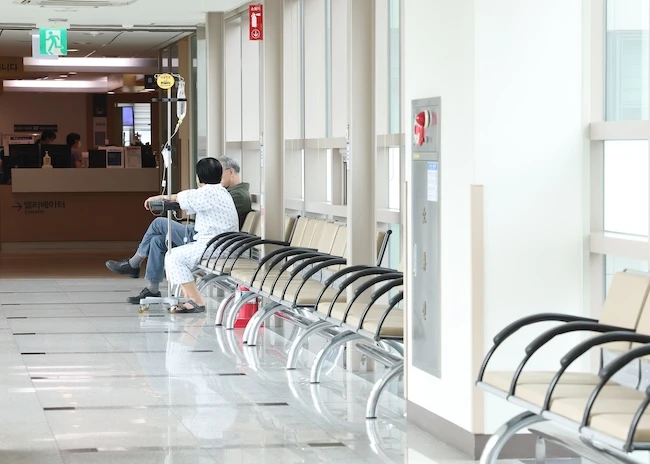 La Corée du Sud mobilise des milliers d'assistants médicaux pour répondre à la crise médicale