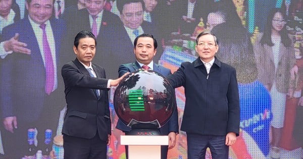 Le président du Comité central de l'Union des agriculteurs du Vietnam a assisté à la cérémonie d'ouverture de la Semaine de promotion de la culture et du commerce alimentaires à Hai Duong