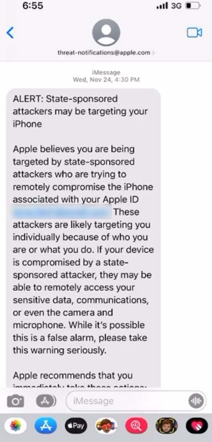 Mẫu tin nhắn được Apple gửi đi để cảnh báo một số người dùng về phần mềm gián điệp. Hãng nói rằng cảnh báo này vẫn có thể là sai, nhưng yêu cầu người dùng xem xét nghiêm túc. (Ảnh: X)